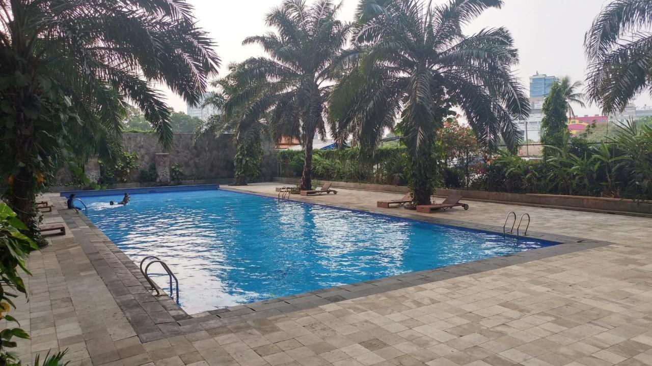 New Furnished 2br @ Mutiara By Travelio *
